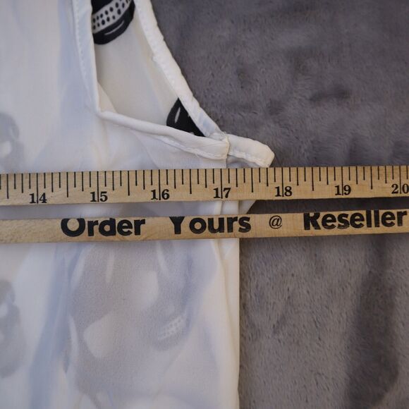 36 Point 5 Shirt Womens Medium Skull Lightweight Casual Open Front Cardigan Vest - Picture 5 of 12